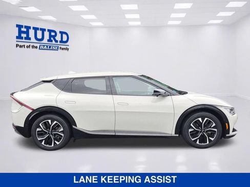 Used 2023 Kia EV6 Wind w/ Wind Technology Package AWD/4WD image 3