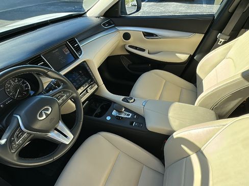 Certified 2021 INFINITI QX50 Luxe image 23