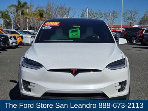 Used 2020 Tesla Model X Long Range image 3