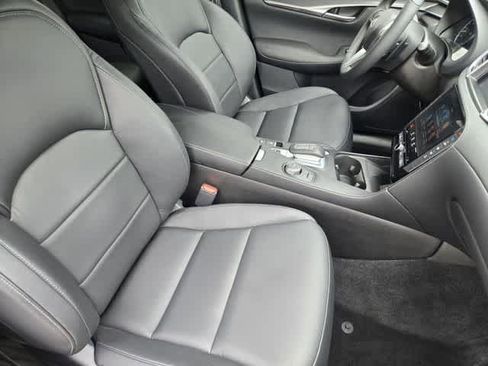 Used 2025 INFINITI QX50 Pure AWD/4WD image 14