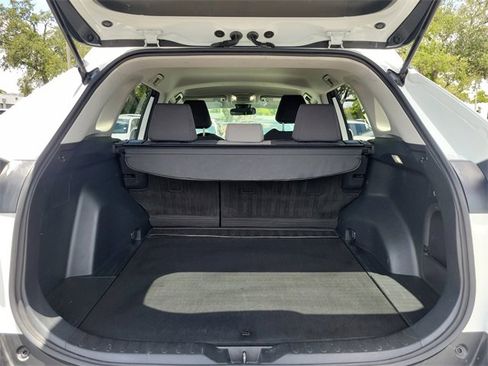 Used 2022 Toyota RAV4 XLE image 5