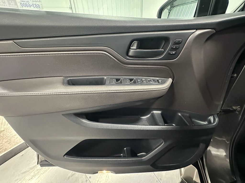 Used 2020 Honda Odyssey EX-L image 17