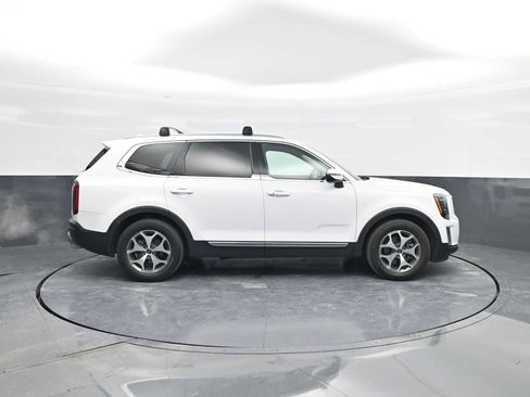 Used 2021 Kia Telluride EX w/ Towing Package image 9