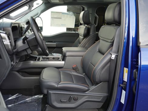 New 2026 Ford F350 Lariat w/ Black Appearance Package image 3