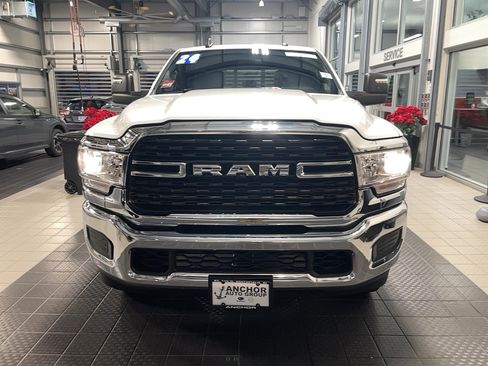 Used 2024 RAM 2500 Tradesman w/ Towing Technology Group image 2