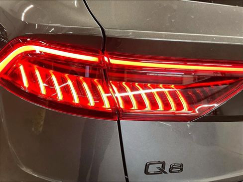 Certified 2023 Audi Q8 Premium Plus w/ Premium Plus Package AWD/4WD image 30