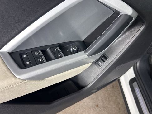 Used 2021 Audi Q3 2.0T Premium Plus w/ Premium Plus Package image 21