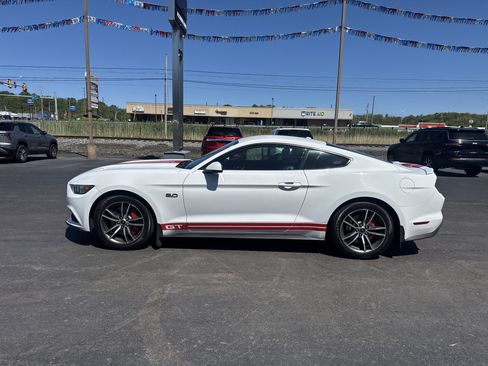 Used 2017 Ford Mustang GT Premium w/ Equipment Group 401A RWD image 7
