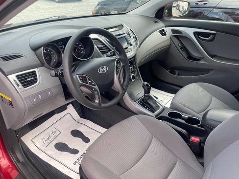 Used 2014 Hyundai Elantra SE w/ Option Group 02 image 11
