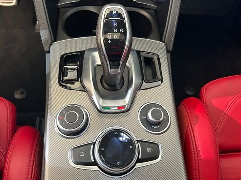 New 2024 Alfa Romeo Stelvio Veloce image 32