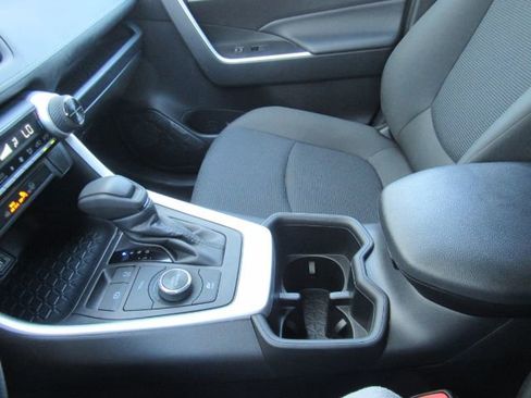 Used 2025 Toyota RAV4 LE image 36