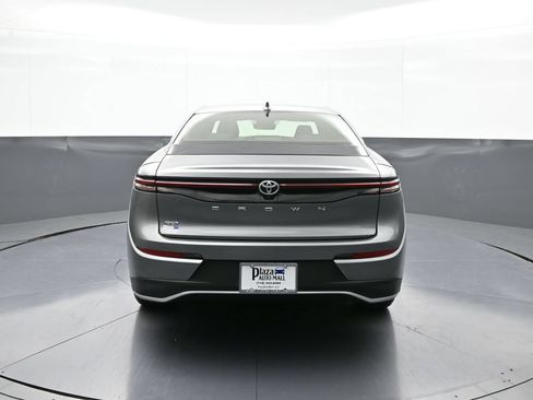 Certified 2023 Toyota Crown AWD/4WD image 7