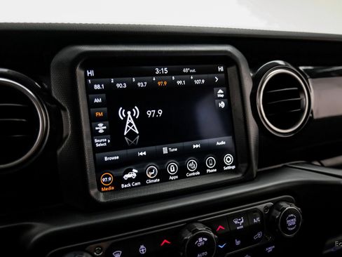 Used 2022 Jeep Wrangler Unlimited Rubicon w/ Xtreme Recon 35" Tire Package image 70