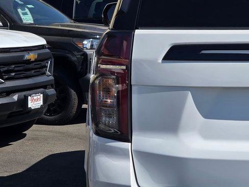 Used 2023 Chevrolet Tahoe Z71 w/ Z71 Off-Road Package AWD/4WD image 46