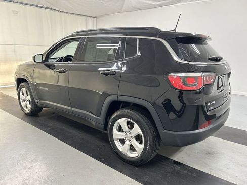 Used 2019 Jeep Compass Latitude w/ Popular Equipment Group image 5