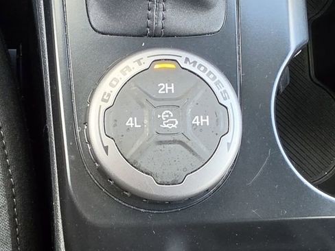 Used 2025 Ford Bronco Base image 23