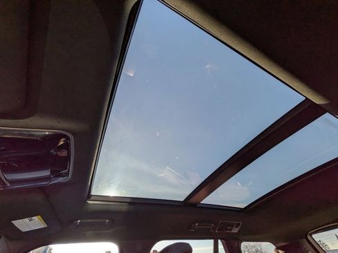 Used 2019 Land Rover Range Rover Supercharged image 16