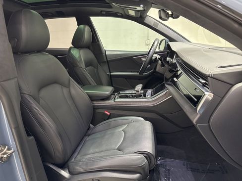 Used 2023 Audi Q8 Prestige w/ Prestige Package image 44