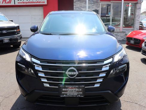 Used 2026 Nissan Rogue SV AWD/4WD image 8