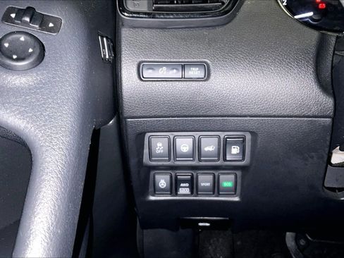 Used 2020 Nissan Rogue SL image 35