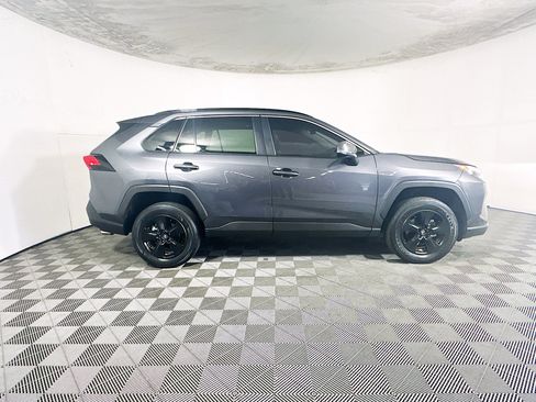 Used 2023 Toyota RAV4 XLE w/ Convenience Package FWD image 2