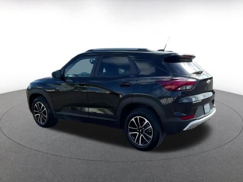 Used 2025 Chevrolet TrailBlazer LT image 10