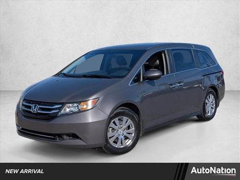 Used 2016 Honda Odyssey SE image 1