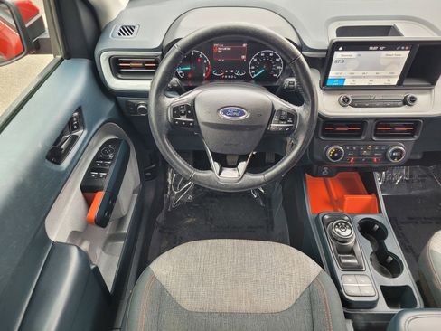 Certified 2022 Ford Maverick XLT w/ XLT Luxury Package image 11