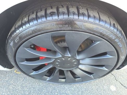 Used 2022 Tesla Model 3 Performance image 23