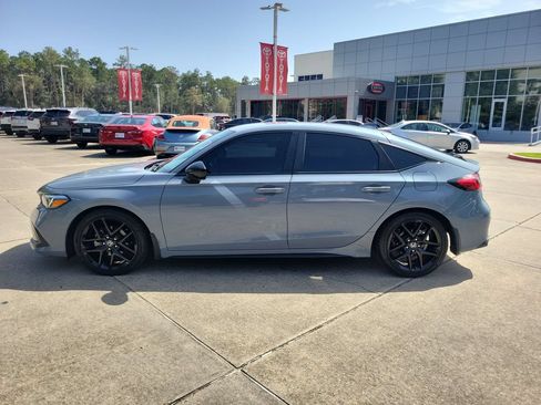 Used 2022 Honda Civic Sport image 2
