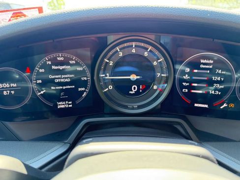 Used 2020 Porsche 911 Carrera S RWD image 20