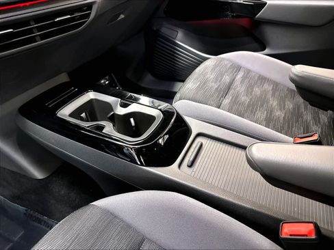 Certified 2022 Volkswagen ID.4 Pro RWD image 21