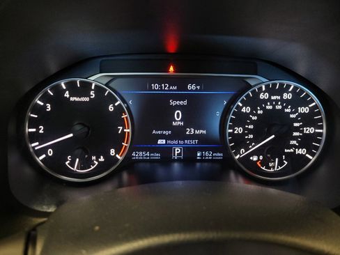 Used 2023 Nissan Altima 2.5 SV image 23