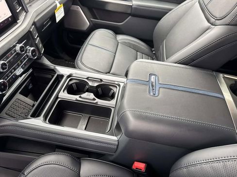 New 2026 Ford F250 Platinum w/ FX4 Off-Road Package image 29
