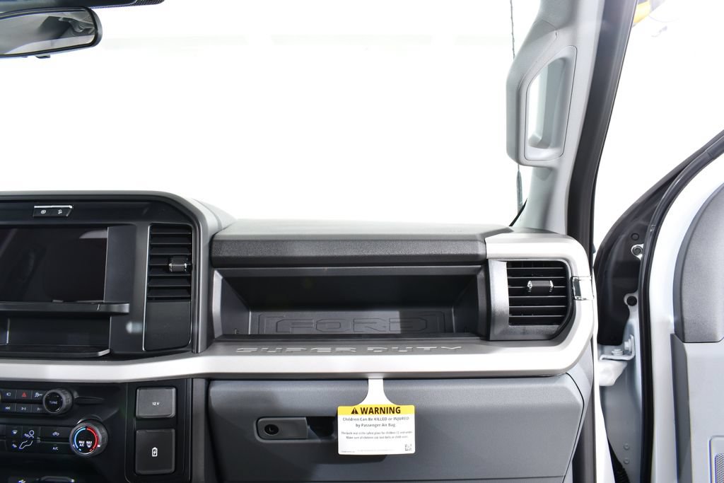 New 2026 Ford F250 XL w/ STX Appearance Package AWD/4WD image 9
