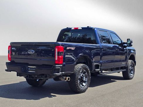 Used 2024 Ford F250 Lariat w/ Lariat Ultimate Package AWD/4WD image 3