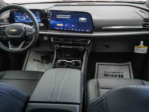 New 2026 Chevrolet Traverse LT w/ LPO, Floor Liner Package image 15