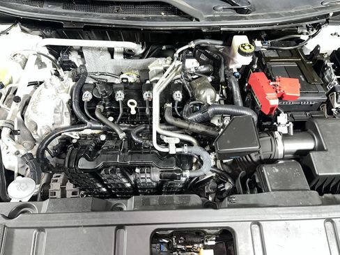 Used 2021 Nissan Rogue SV w/ Premium Package image 12