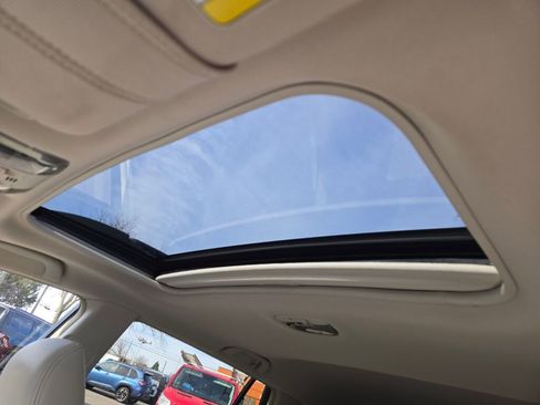 Used 2011 Subaru Outback 3.6R Limited w/ PWR Moonroof Pkg image 24