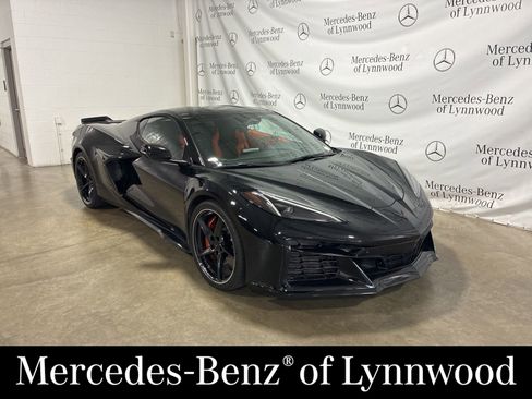 Used 2025 Chevrolet Corvette E-Ray image 1