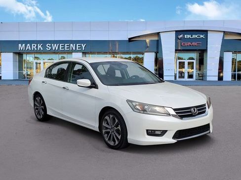 Used 2014 Honda Accord Sport image 3