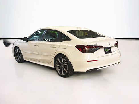 Used 2025 Honda Civic Sport Touring image 5