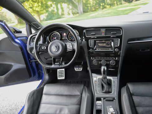Used 2015 Volkswagen Golf R 4-Door AWD/4WD image 53