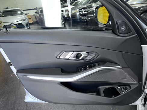 Used 2021 BMW 330e w/ Convenience Package RWD image 26