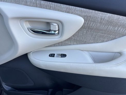 Certified 2024 Nissan Murano SL image 19
