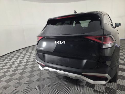 Used 2024 Kia Sportage LX FWD image 6