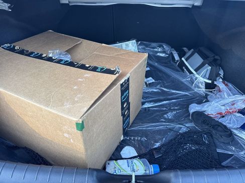 Used 2025 Hyundai Elantra SEL w/ Cargo Package FWD image 19
