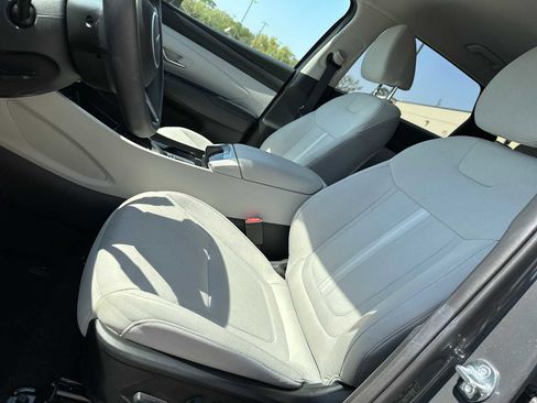 New 2026 Hyundai Tucson SEL image 9