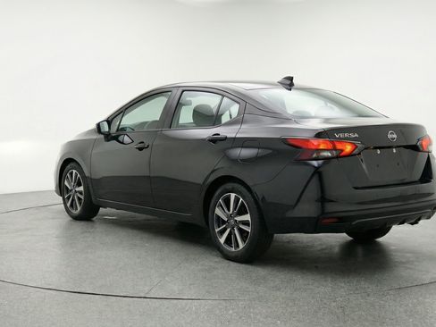 Used 2025 Nissan Versa SV FWD image 6