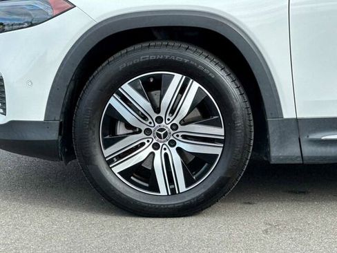Used 2022 Mercedes-Benz EQB 300 4MATIC w/ Exclusive Package image 35